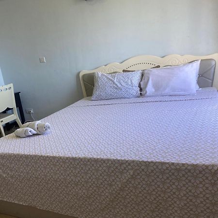 Beachfront M. A.Apartment Дар ес Саалам Екстериор снимка