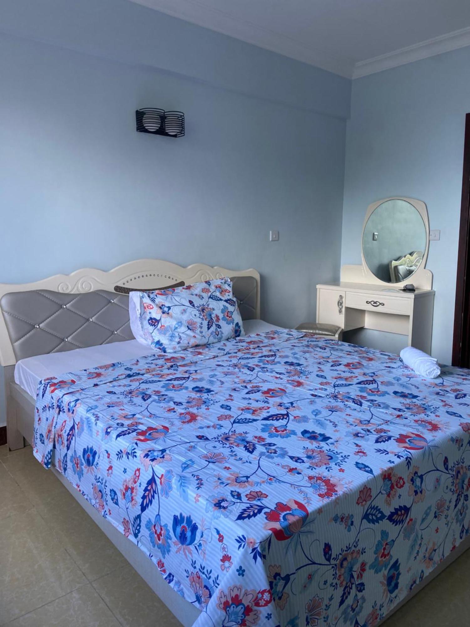 Beachfront M. A.Apartment Дар ес Саалам Екстериор снимка